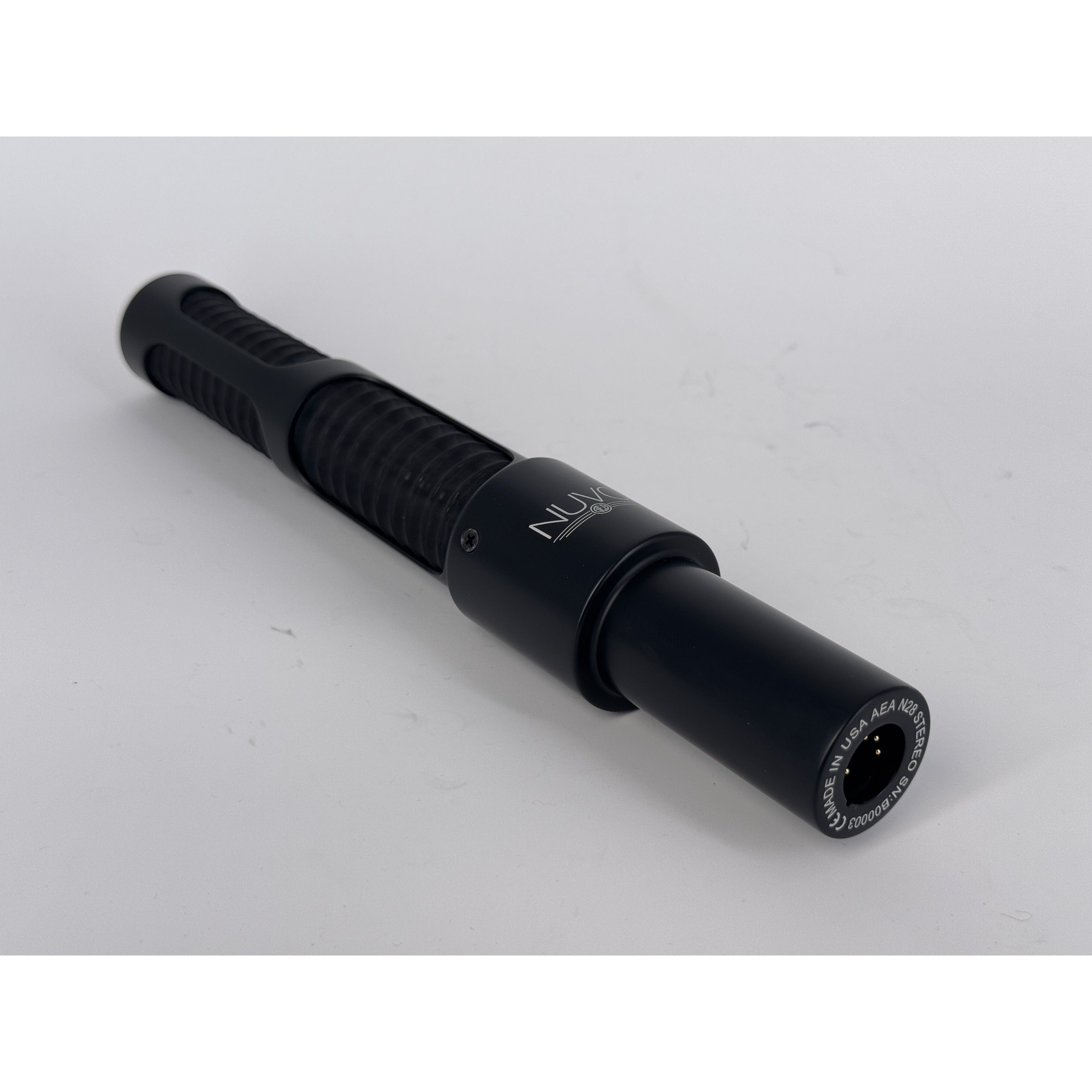 AEA Nuvo N28 Micrófono de cinta estéreo activo Blumlein - https://www.cromaonline.cl/