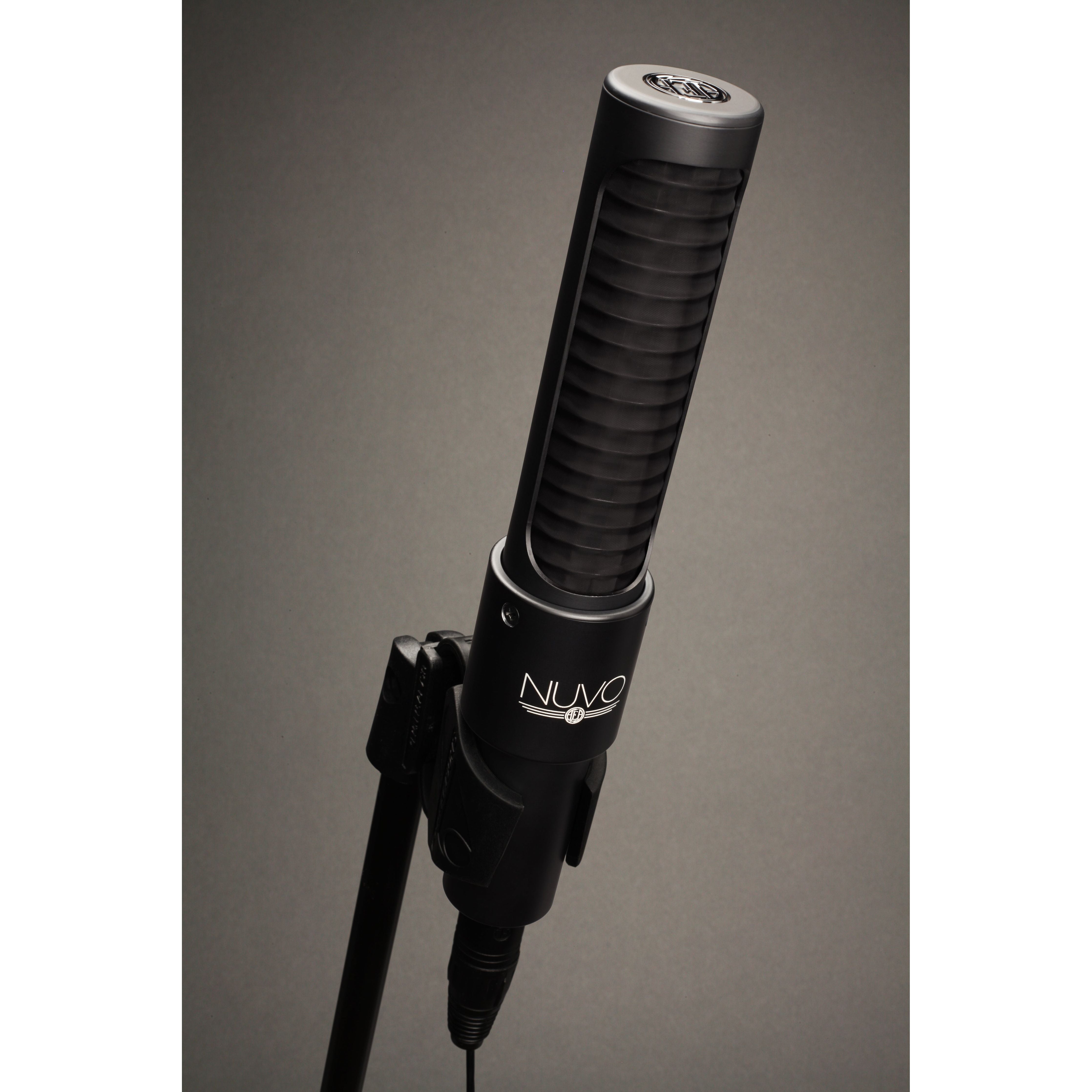 AEA Nuvo N8 Micrófono de cinta - https://www.cromaonline.cl/