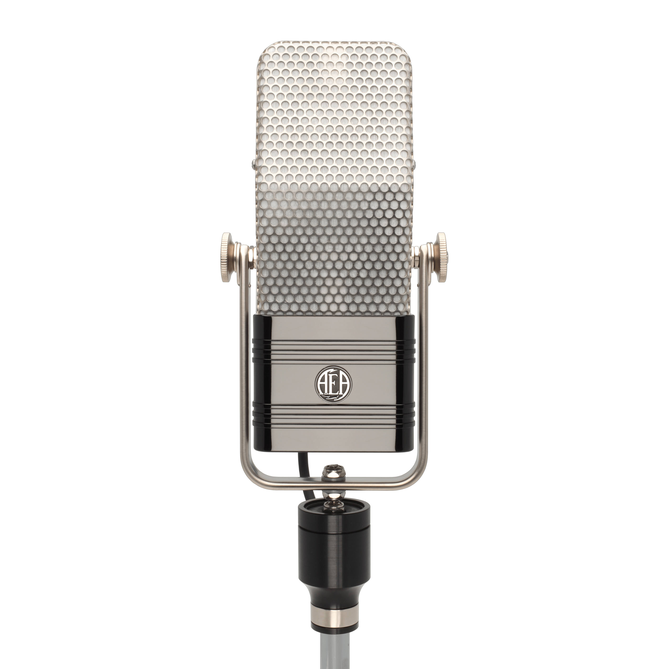 AEA R44CE Micrófono de cinta - https://www.cromaonline.cl/