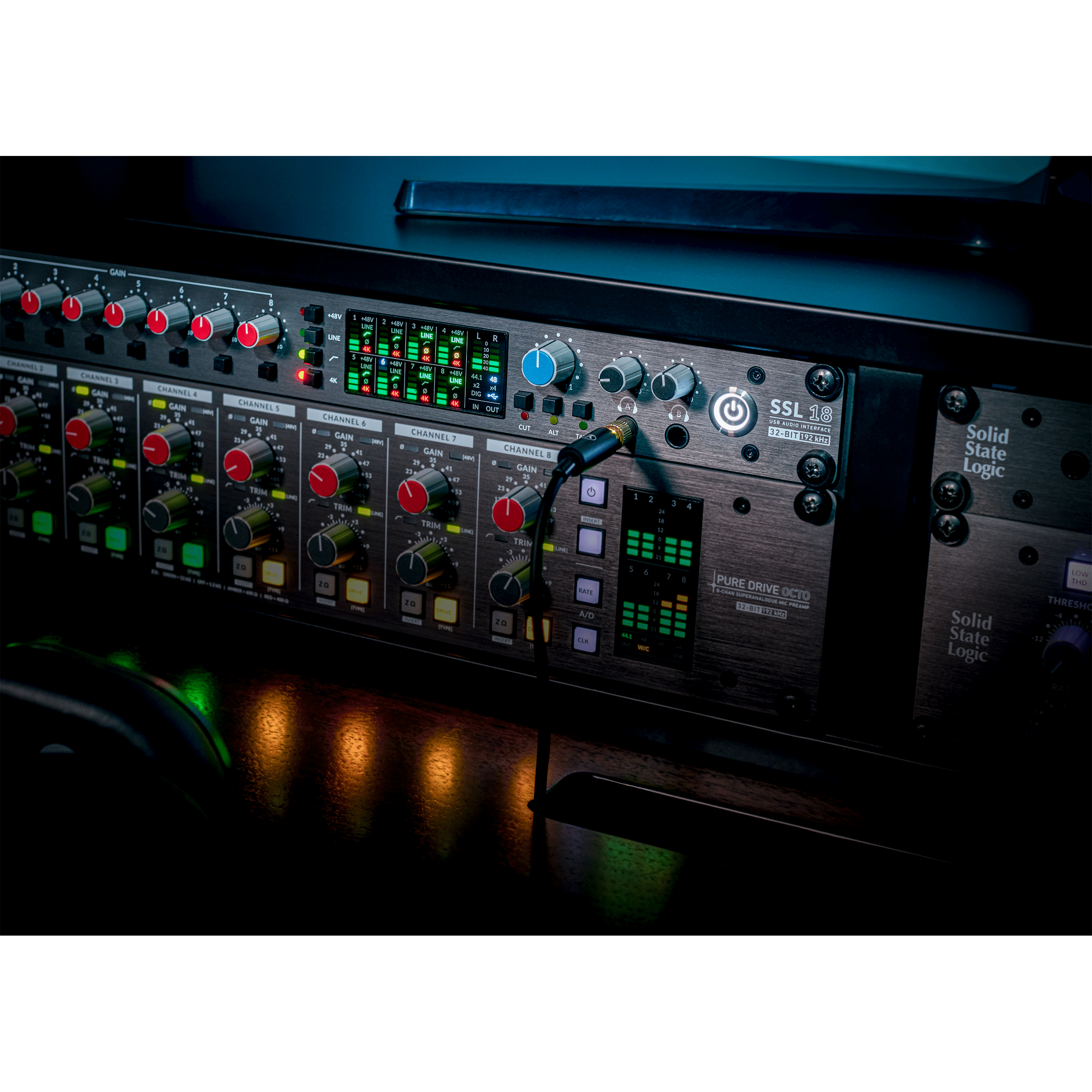 SSL18 - Interfaz 26 - in/28 - out - USB C - https://www.cromaonline.cl/