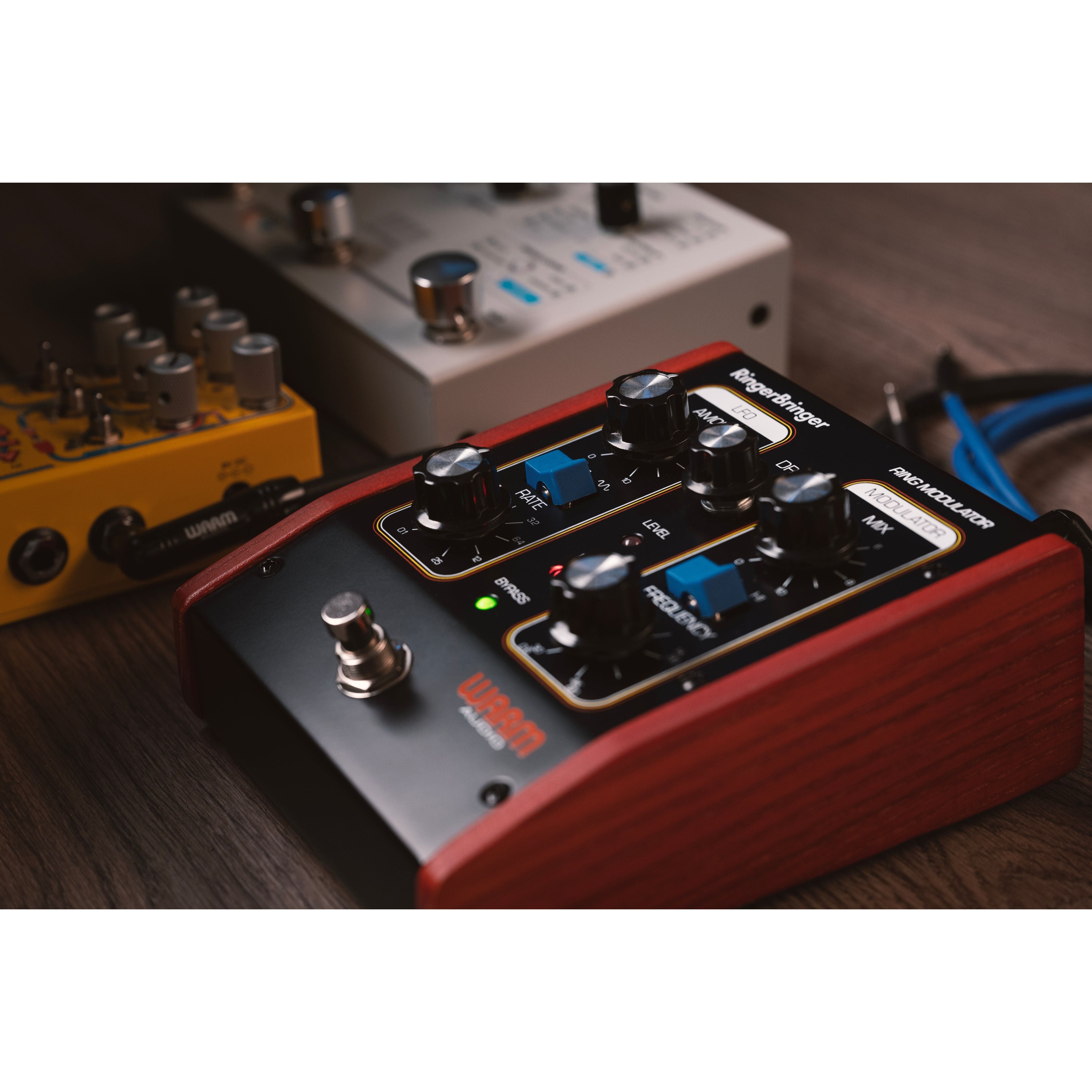 Warm Audio RingerBringer - Pedal Ring Modulator - https://www.cromaonline.cl/