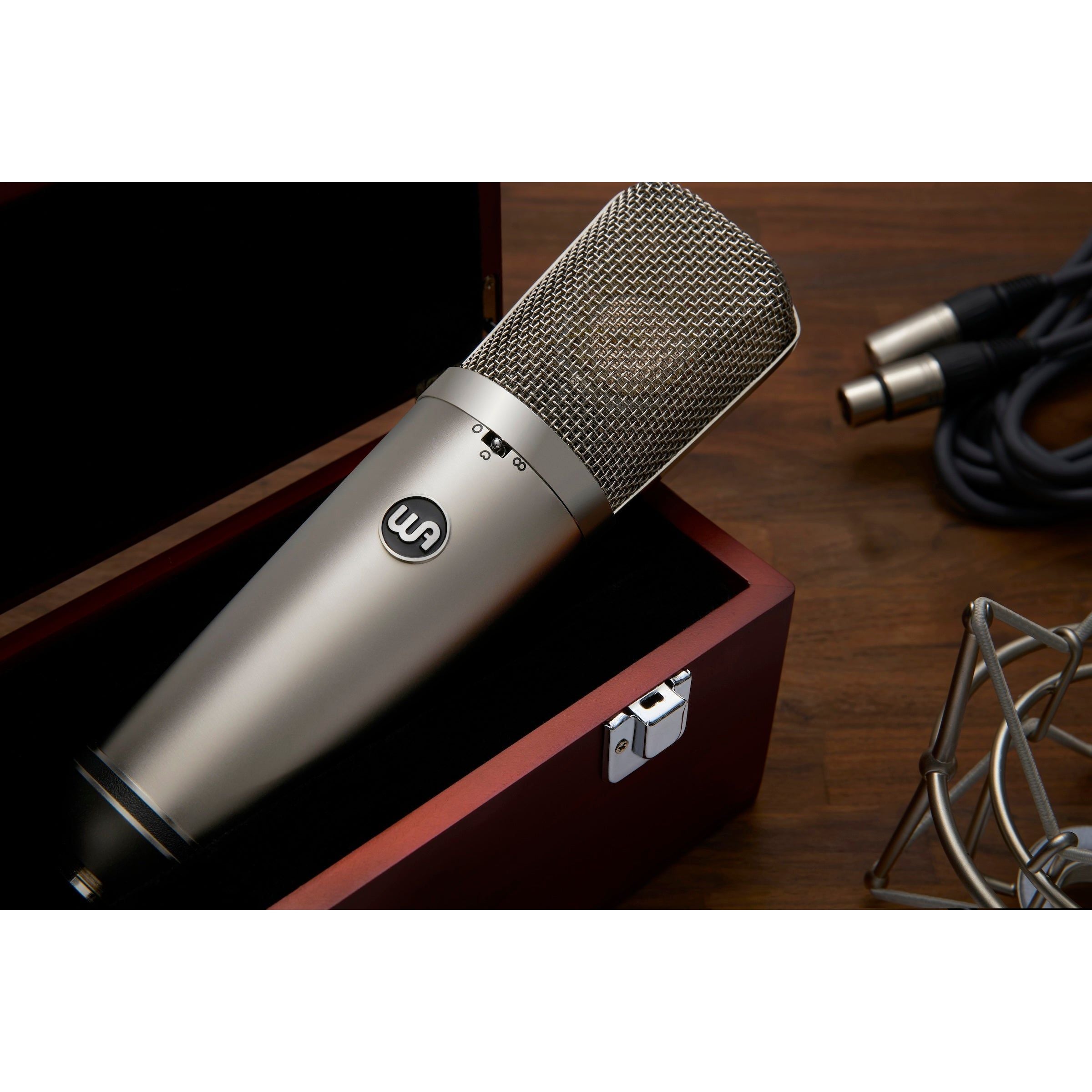 Warm Audio WA67 - Micrófono condensador a tubo - https://www.cromaonline.cl/