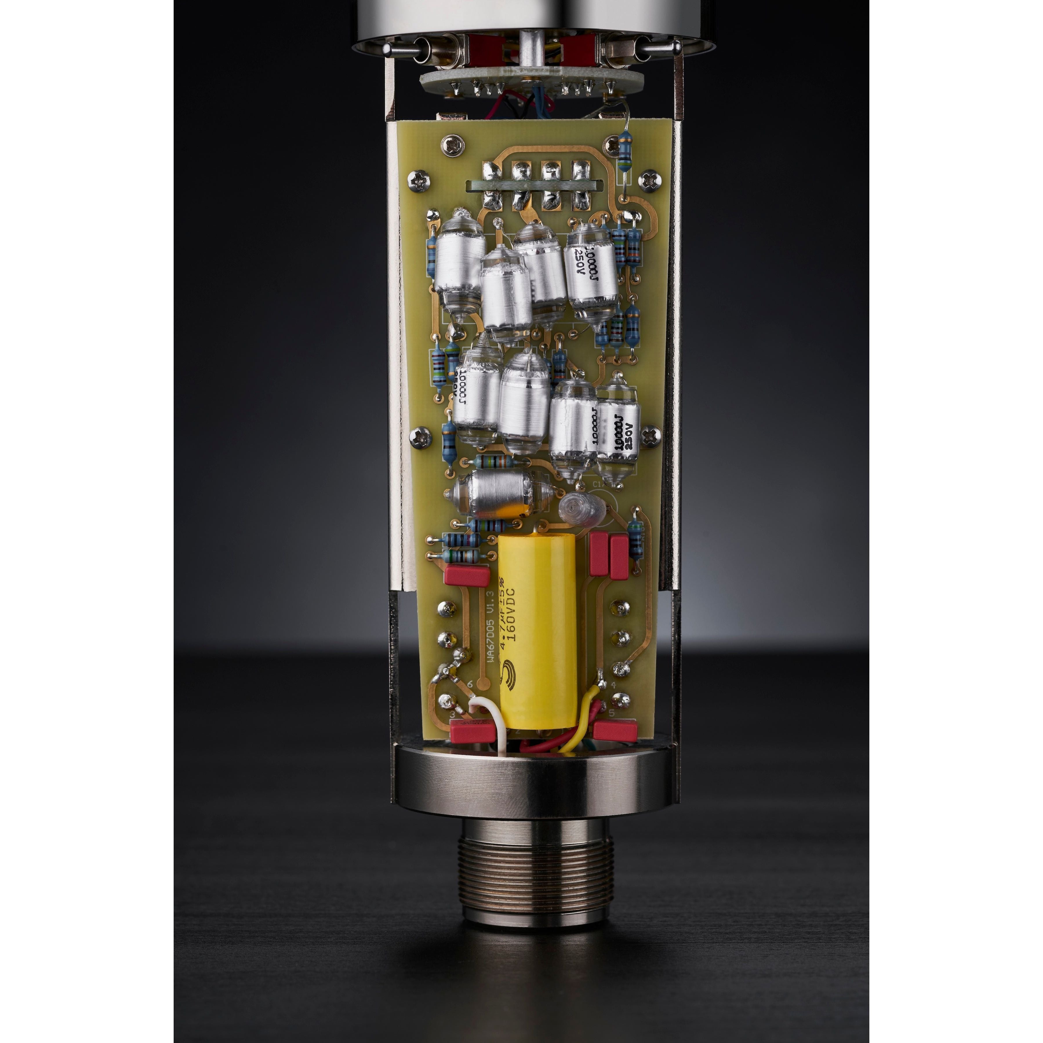 Warm Audio WA67 - Micrófono condensador a tubo - https://www.cromaonline.cl/