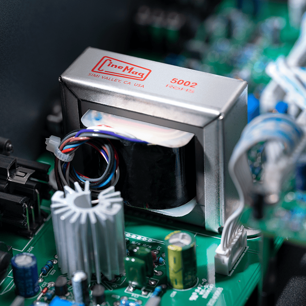 Warm Audio WA76 - A Compresor FET discreto de un solo canal con sonido vintage - https://www.cromaonline.cl/