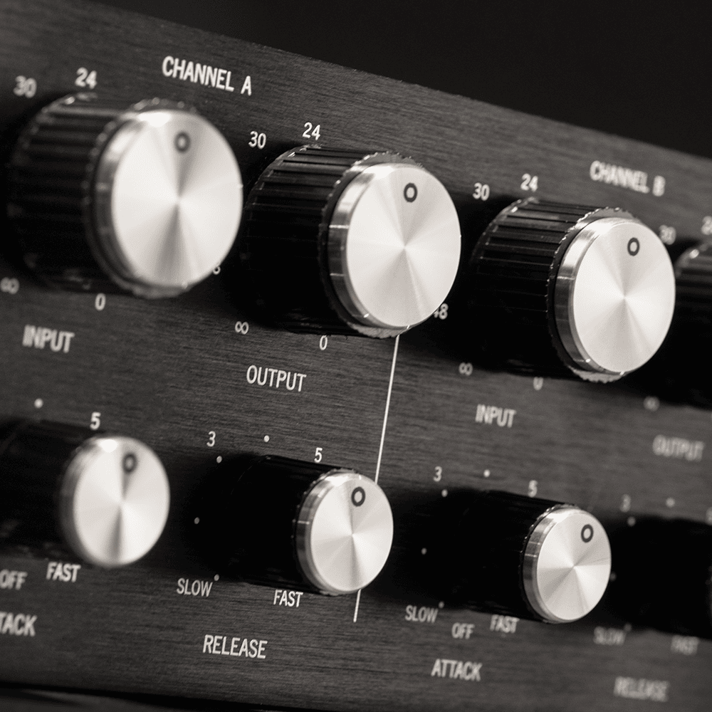 Warm Audio WA76 - D2 Compresor FET discreto de ganancia limpia de doble canal - https://www.cromaonline.cl/