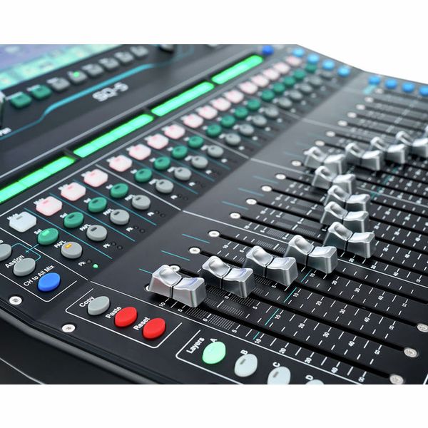 Allen&Heath SQ5 - Mixer Digital de 48-canales con 17 Faders (PRE-ORDER)!!! - https://www.cromaonline.cl/