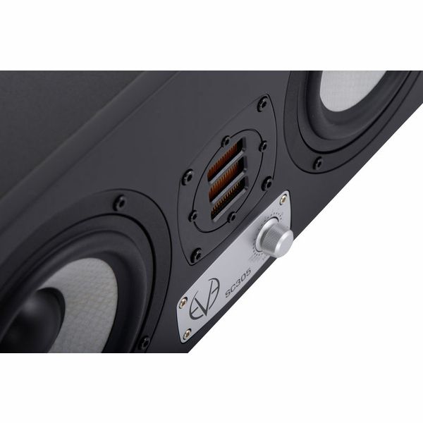 EVE Audio SC305 - Monitor de estudio activo de 3 vías de 5" (PRE-ORDER)!!! - https://www.cromaonline.cl/