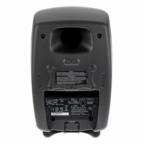 Genelec 8040B - Monitor de estudio woofer 6 1/2" - https://www.cromaonline.cl/