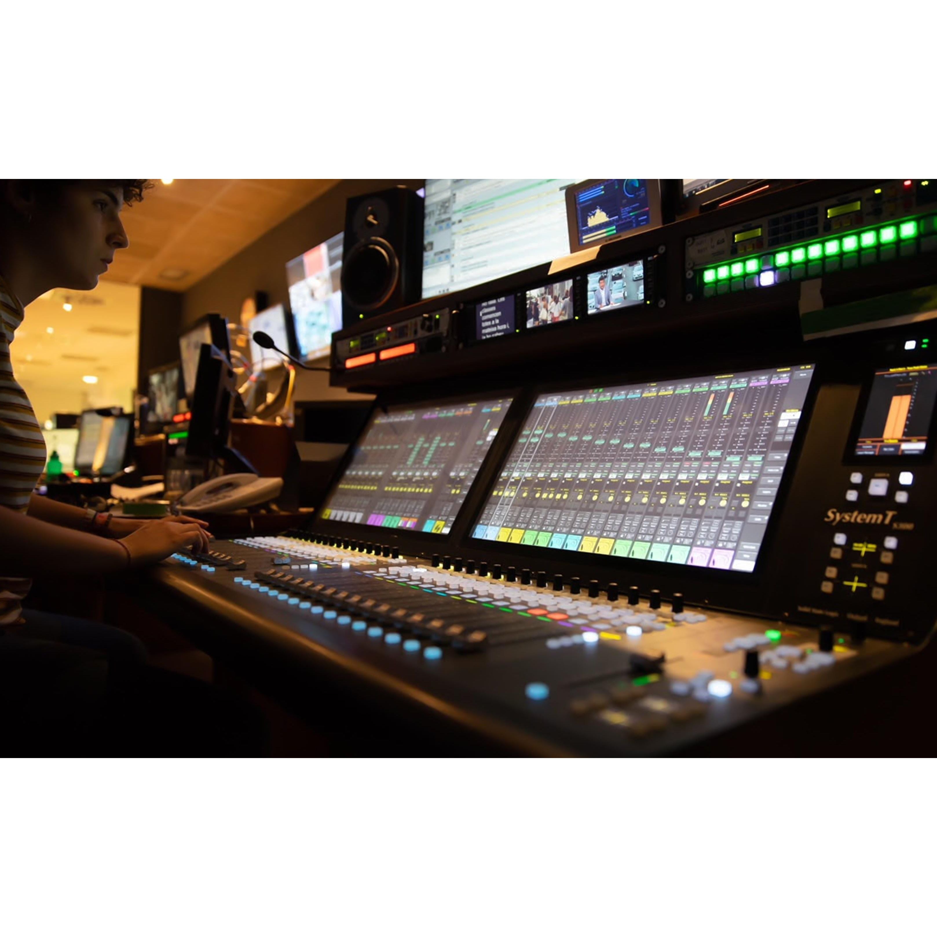 Solid State Logic S300 Sistema T - Consola de Broadcast - https://www.cromaonline.cl/