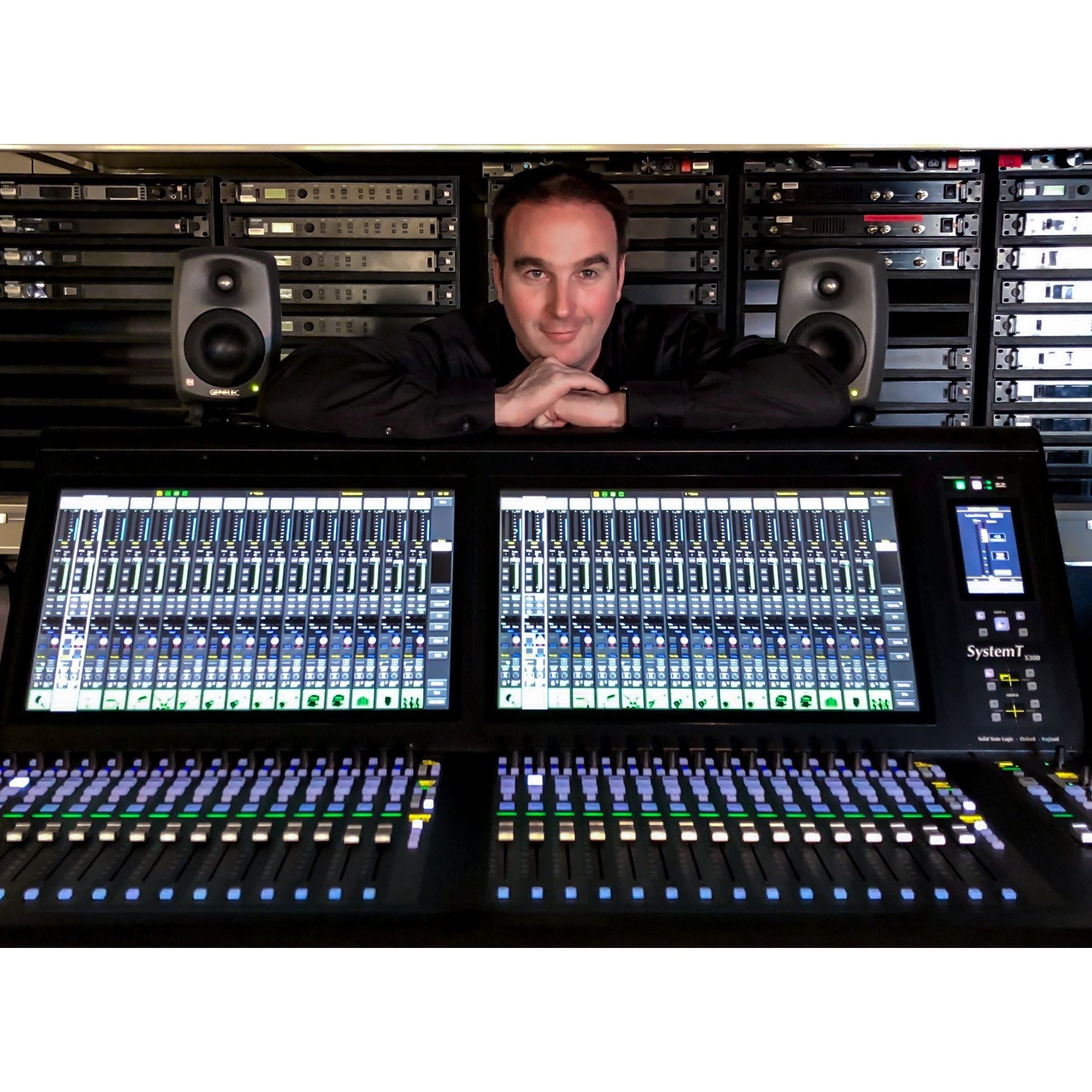 Solid State Logic S300 Sistema T - Consola de Broadcast - https://www.cromaonline.cl/
