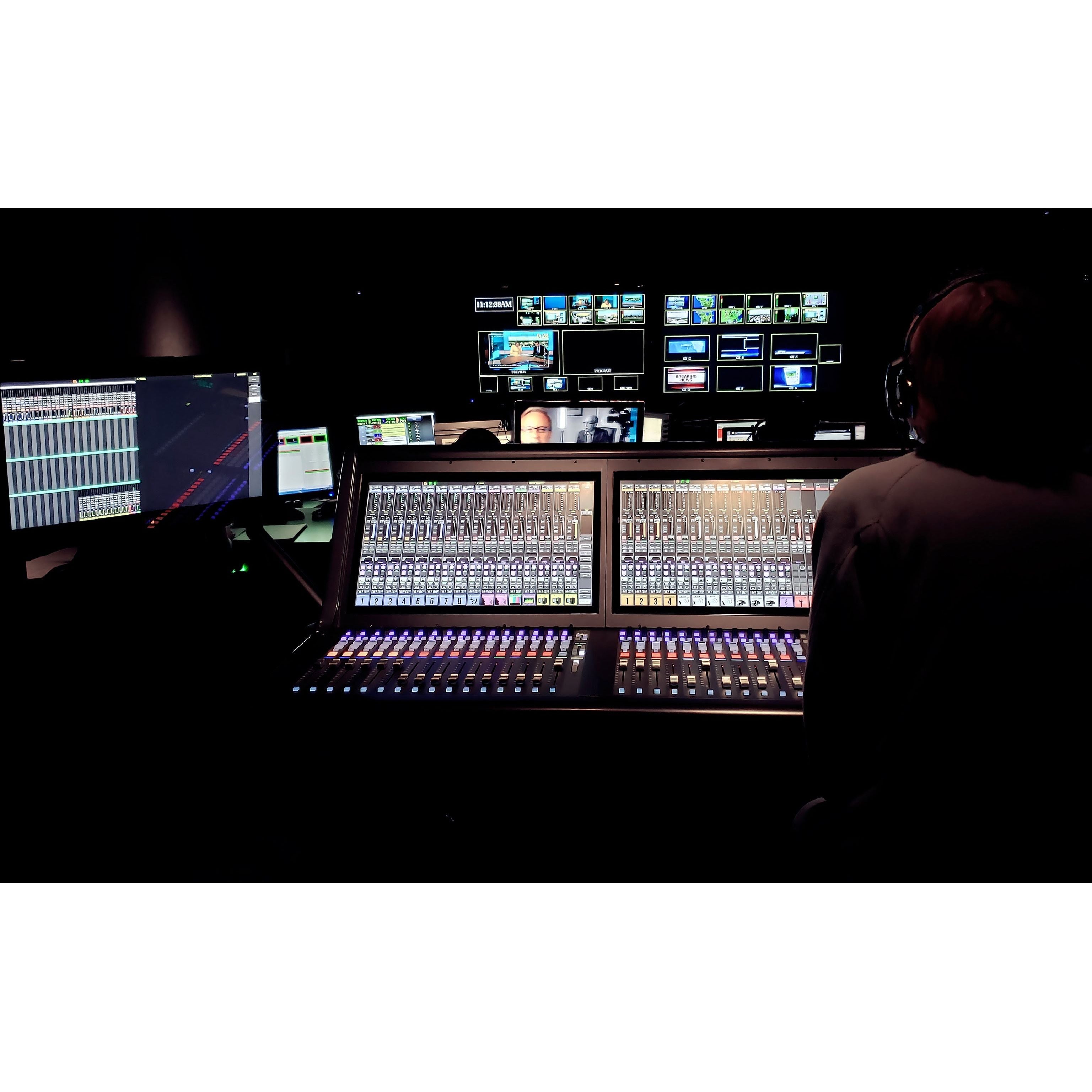 Solid State Logic S300 Sistema T - Consola de Broadcast - https://www.cromaonline.cl/