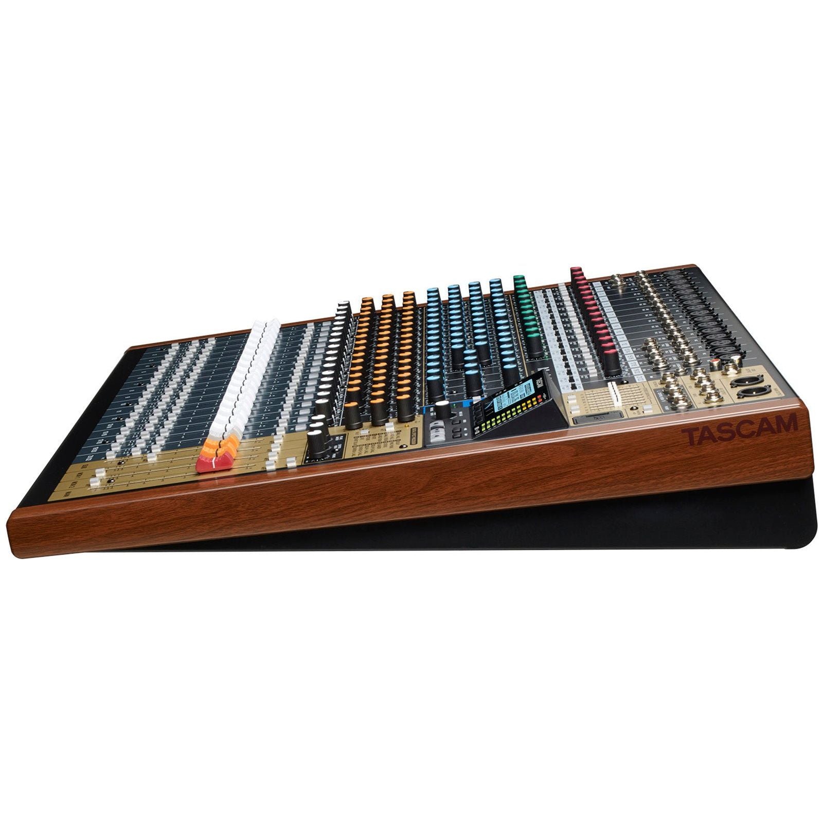 Tascam Model 24 - Mezclador/ Interfaz de audio de 24 canales - https://www.cromaonline.cl/