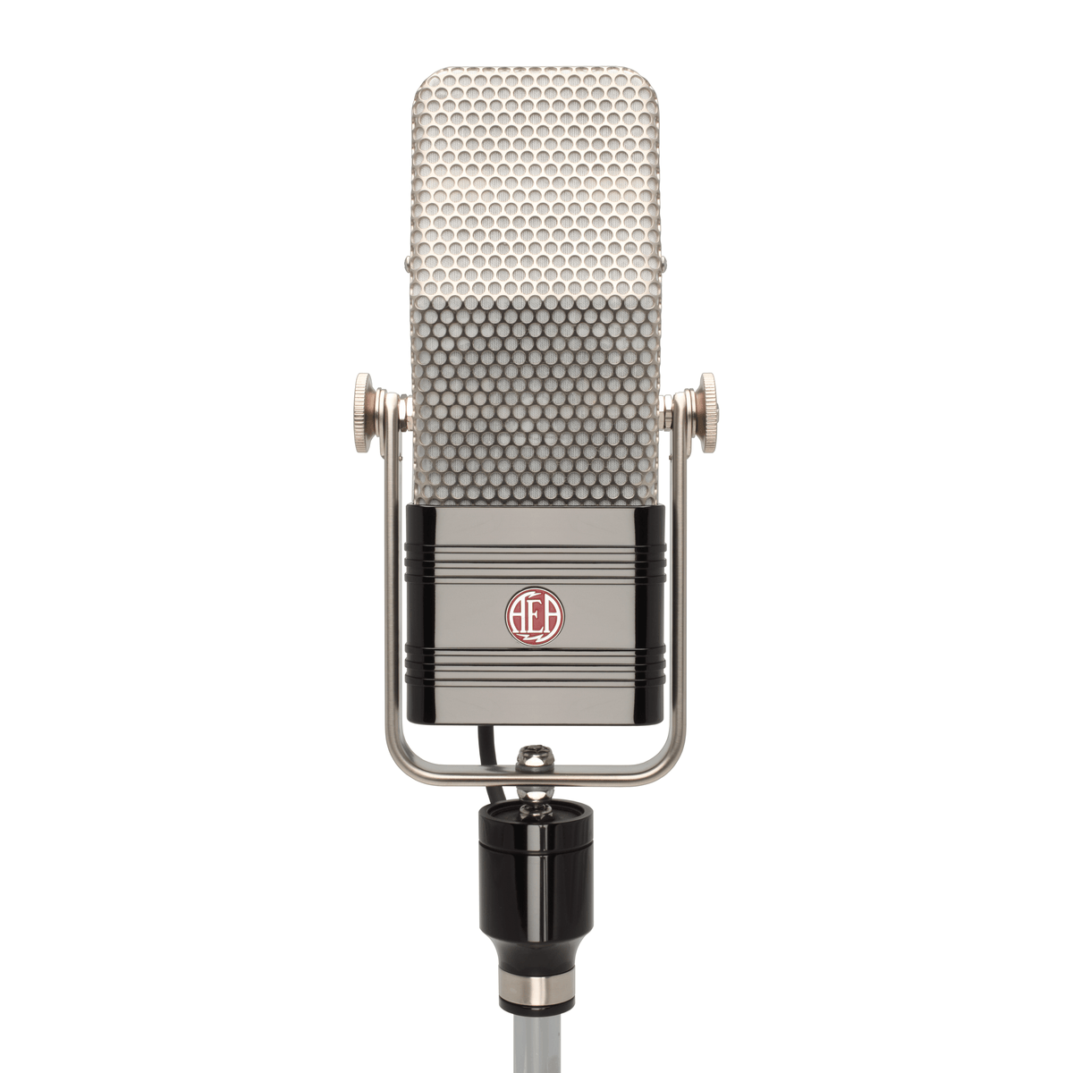 AEA R44CXE Micrófono de cinta - https://www.cromaonline.cl/