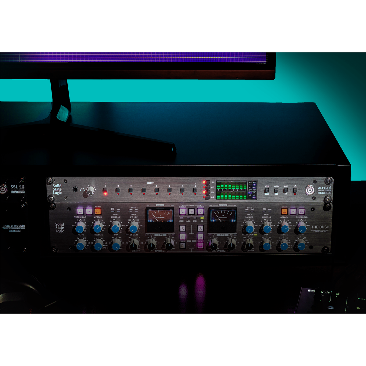 Alpha 8 - Conversor/Expansor A/D - D/A e interfaz de audio USB - https://www.cromaonline.cl/