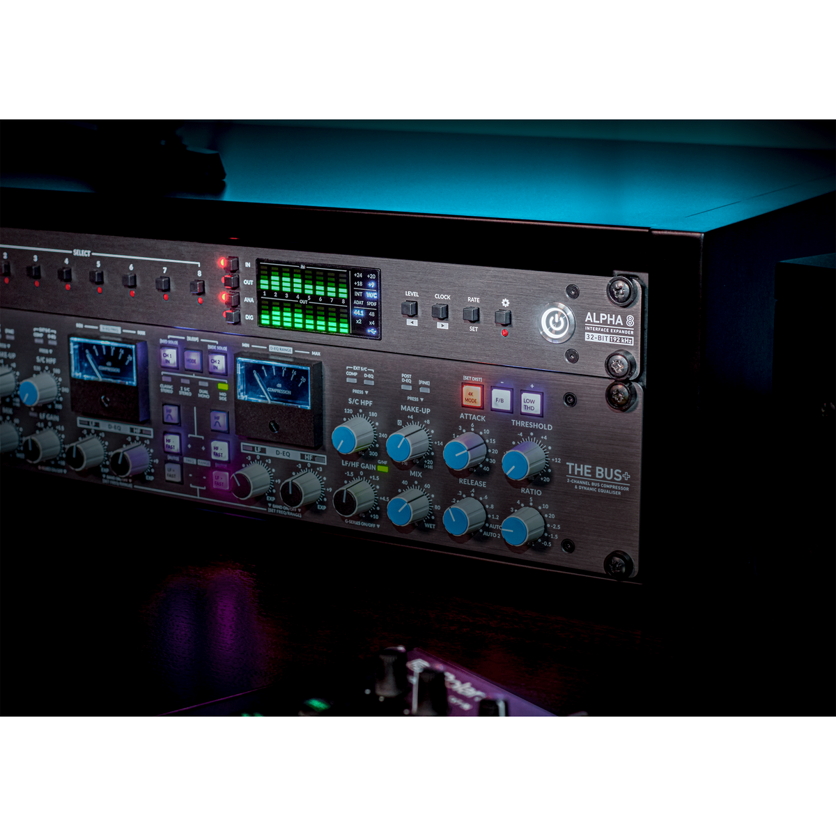 Alpha 8 - Conversor/Expansor A/D - D/A e interfaz de audio USB - https://www.cromaonline.cl/