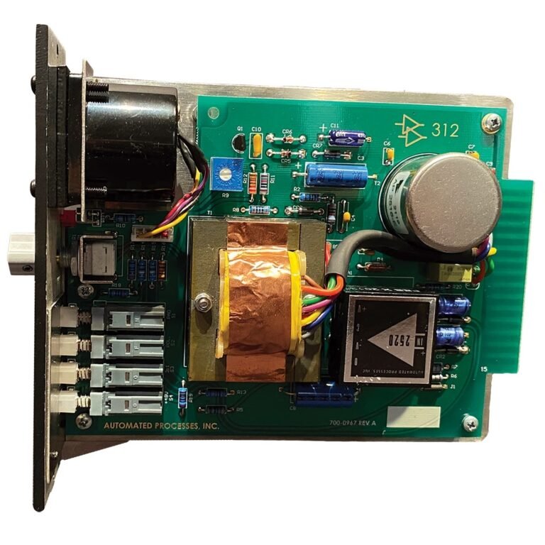 API 312 Preamplificador de micrófono - https://www.cromaonline.cl/