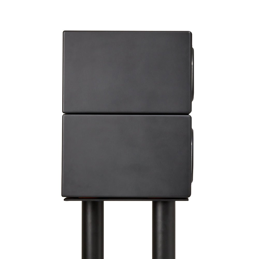 PMC PMC 8.2 - Par de Monitores activos 8" de 3 vías - https://www.cromaonline.cl/
