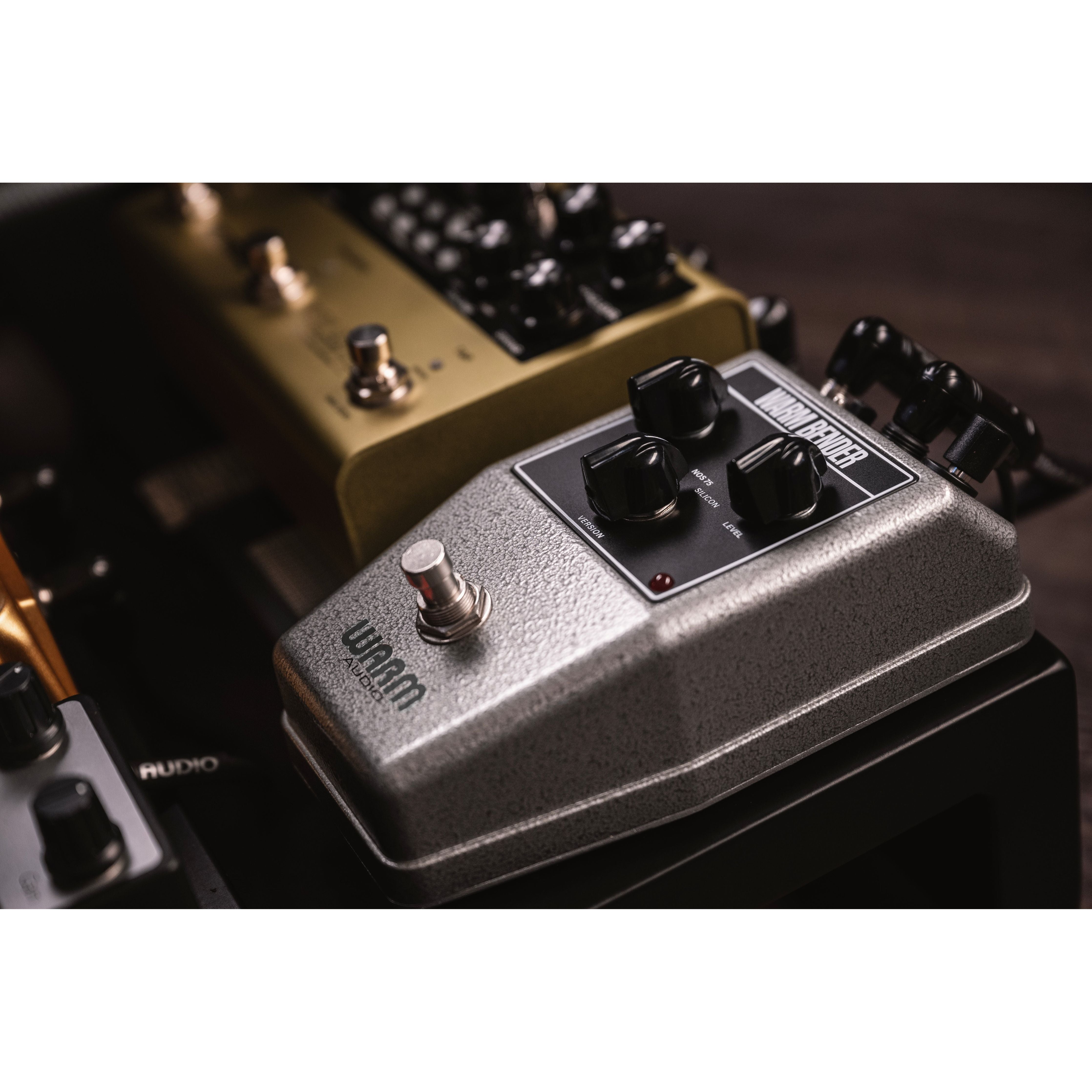 Warm Audio Warm Bender - Pedal de Fuzz - https://www.cromaonline.cl/