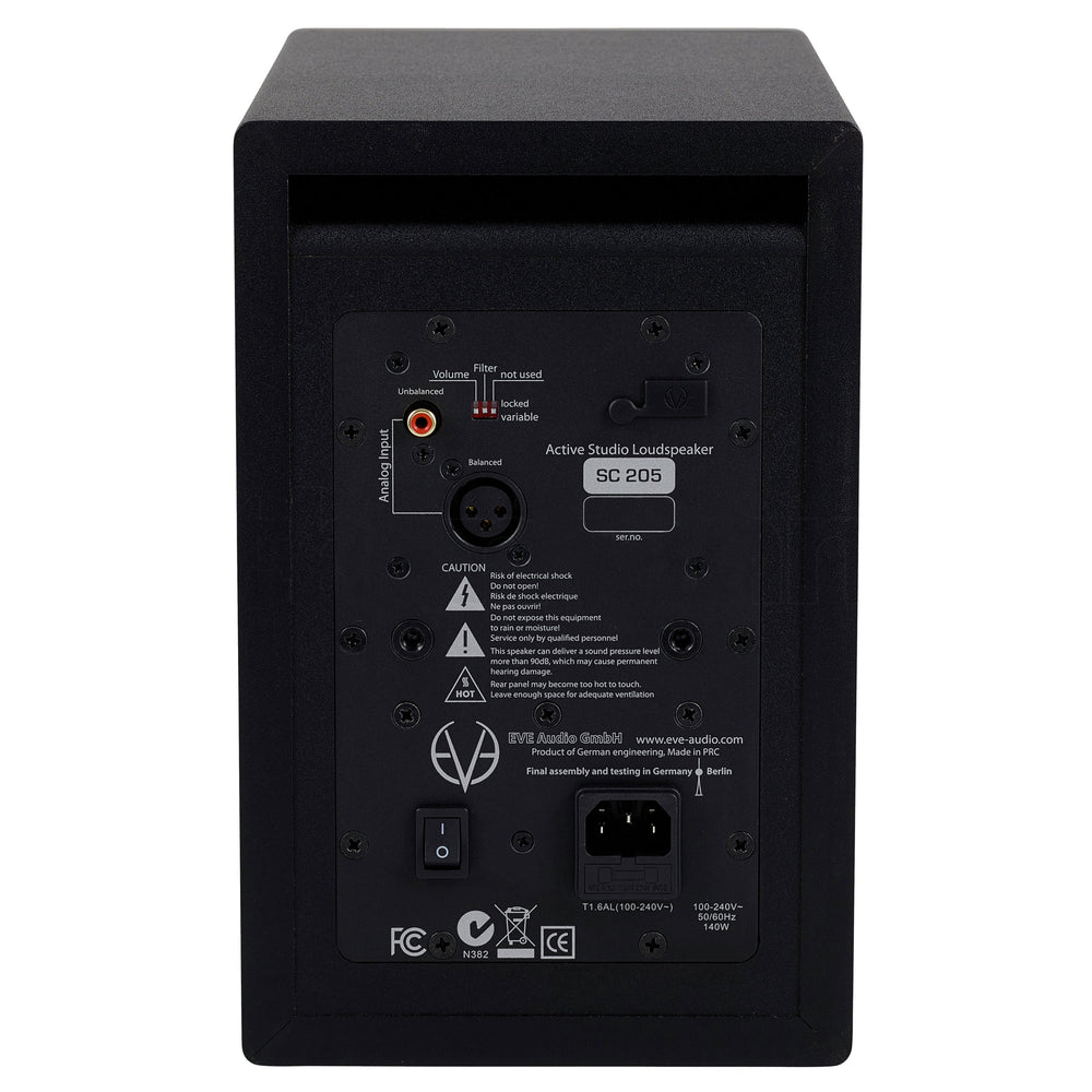 Eve Audio SC205 - Monitor de estudio activo de 2 vías de 5" (PRE-ORDER)!!! - https://www.cromaonline.cl/
