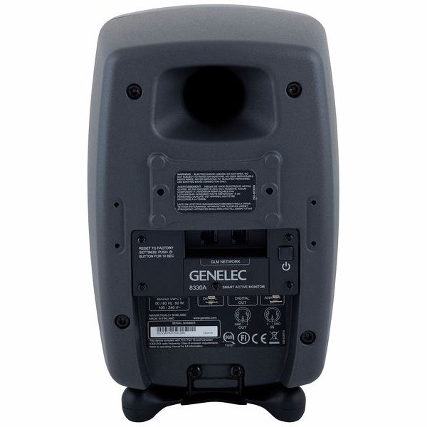 Genelec 8330A - Monitor de estudio activo de 5" y 100 watts (PRE-ORDER)!!! - https://www.cromaonline.cl/