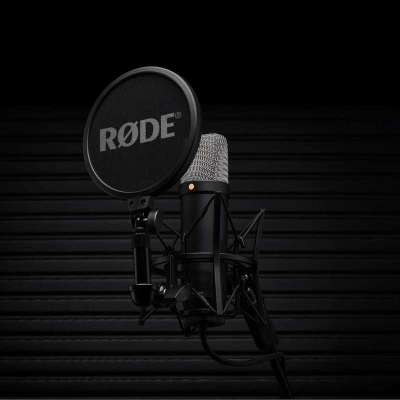 Rode NT1 5th Generation Black - Micrófono condensador de estudio, XLR-USBC - https://www.cromaonline.cl/